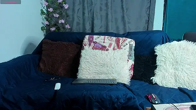 Snapshot of cristofer_988 chatting on 11, 10, 2025 cristofer 988 online show from 11, 10, 2025