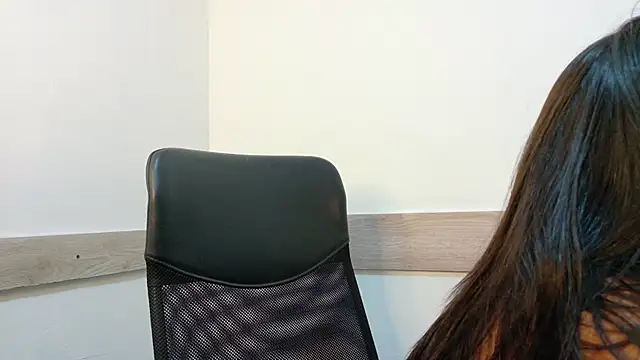 Alexa Miss online show from 18, 1, 2025