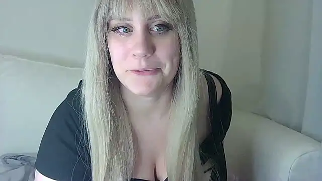 Snapshot of miramore chatting on 17, 1, 2025 miramore online show from 17, 1, 2025