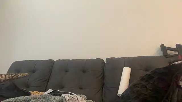 Snapshot of RavenRayyy chatting on 5, 11, 2025 RavenRayyy online show from 5, 11, 2025