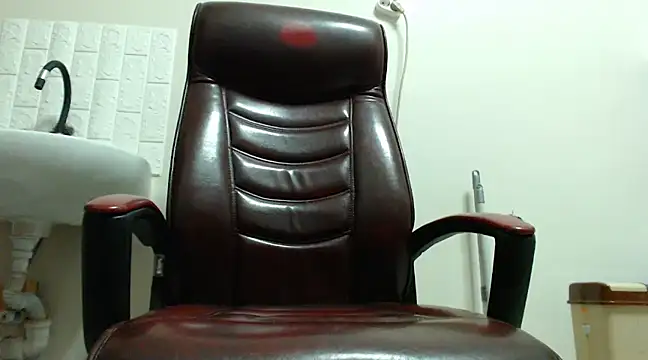 Snapshot of hardbigcock16 chatting on 16, 12, 2024 hardbigcock16 online show from 16, 12, 2024