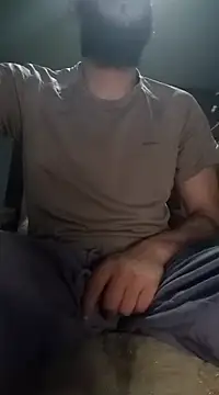 Snapshot of hardbigcock16 chatting on 18, 2, 2025 hardbigcock16 online show from 18, 2, 2025