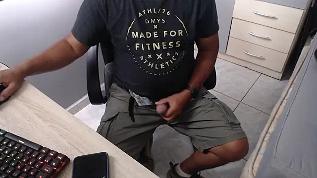 Snapshot of pepepaty chatting on 23, 10, 2025 pepepaty online show from 23, 10, 2025