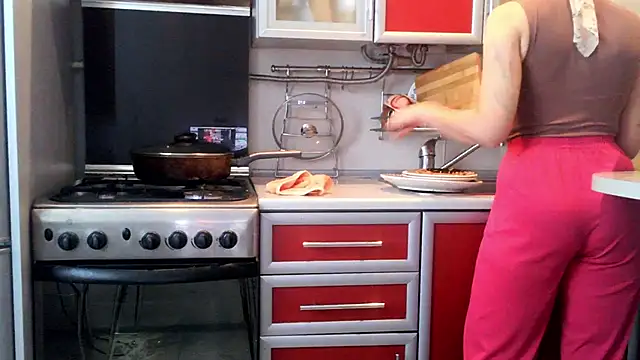 Kashtanka  online show from 18, 10, 2025