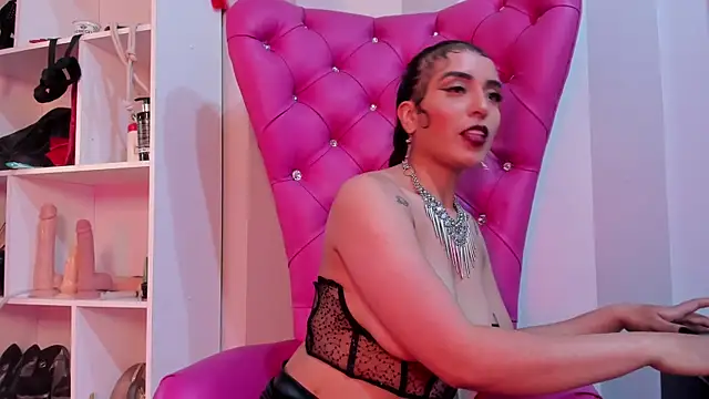 MeliizaQueen online show from 10, 12, 2024