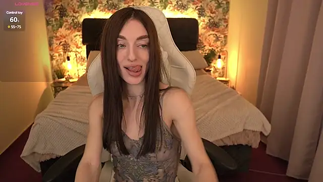 Alice Arwen online show from 10, 1, 2025
