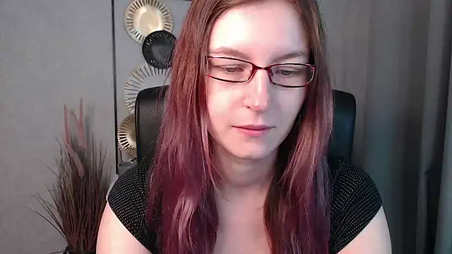 emmaxDelight online show from 3, 12, 2024