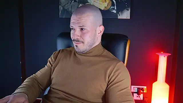 Snapshot of AngeloEric chatting on 17, 12, 2024 AngeloEric online show from 17, 12, 2024