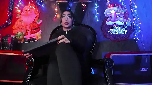 Carolina Arias online show from 10, 12, 2024