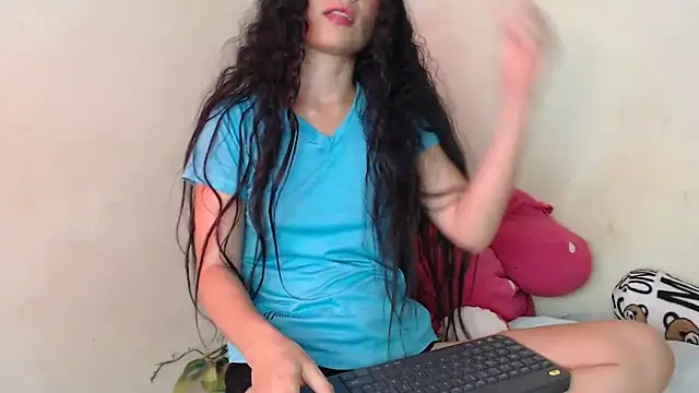 Gianna cute  online show from 6, 10, 2025