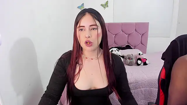 Snapshot of hotbbc_wife chatting on 6, 11, 2025 hotbbc wife online show from 6, 11, 2025