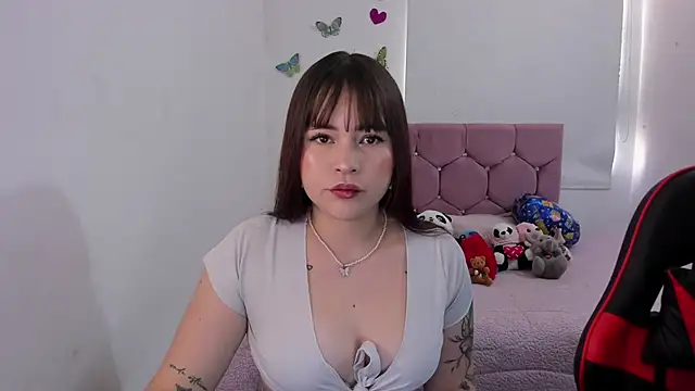 Snapshot of hotbbc_wife chatting on 19, 11, 2025 hotbbc wife online show from 19, 11, 2025