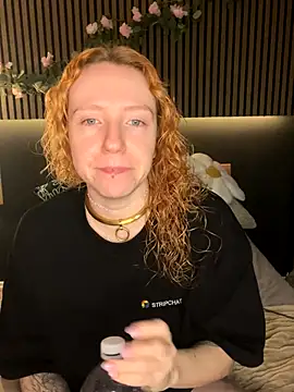 Snapshot of alt_cutie chatting on 30, 10, 2025 alt cutie online show from 30, 10, 2025