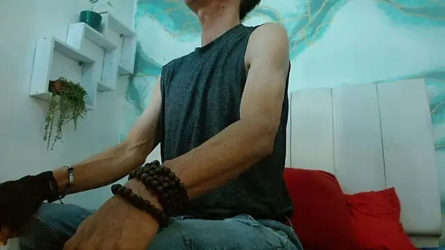 laye19 online show from 30, 1, 2025