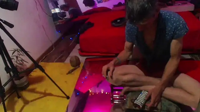 laye19 online show from 22, 2, 2025