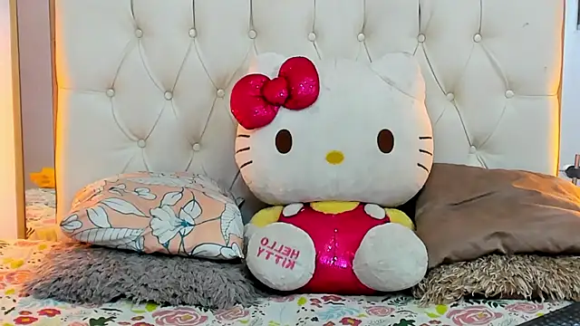 camila sex latina online show from 13, 1, 2025