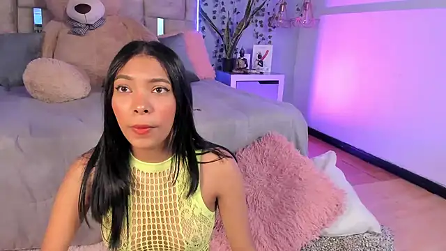 KarolRojas  online show from 19, 1, 2025