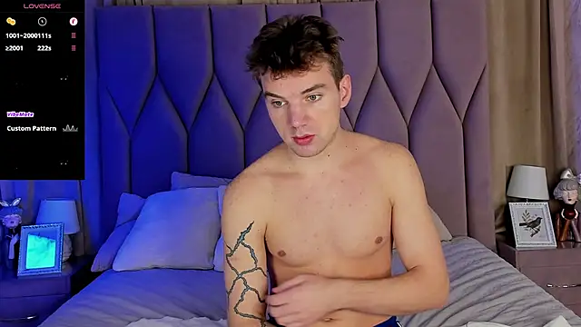 ArthurWhitee online show from 31, 1, 2025