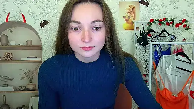  Barbie Kiss  online show from 23, 10, 2025