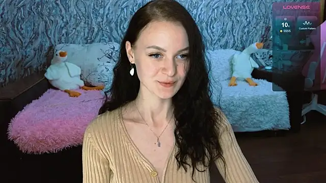 Snapshot of Elfanna chatting on 13, 3, 2025 Elfanna online show from 13, 3, 2025
