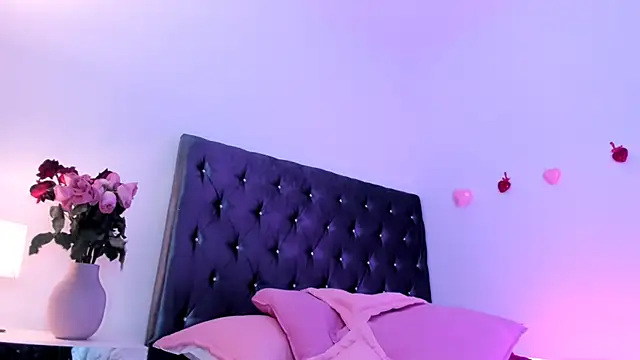 Snapshot of CoralineKam1 chatting on 15, 2, 2025 CoralineKam1 online show from 15, 2, 2025