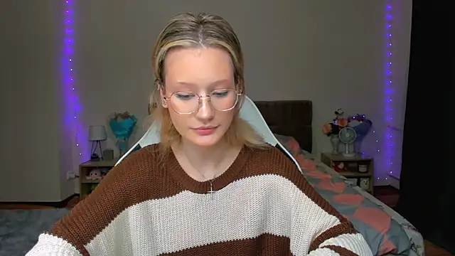 DearLia online show from 12, 9, 2025