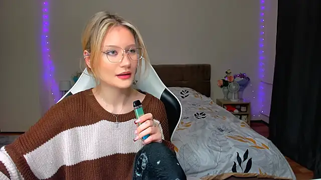 DearLia online show from 28, 9, 2025