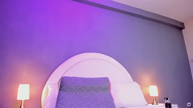 Snapshot of Eva_bigboobs chatting on 11, 2, 2025 Eva bigboobs online show from 11, 2, 2025