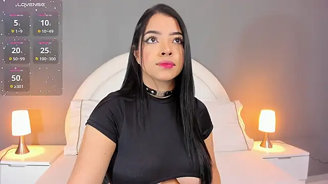 Snapshot of Eva_bigboobs chatting on 6, 3, 2025 Eva bigboobs online show from 6, 3, 2025