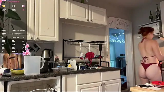 Aria Fields online show from 30, 9, 2025