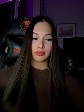 Snapshot of EricaWalls chatting on 5, 11, 2025 EricaWalls online show from 5, 11, 2025