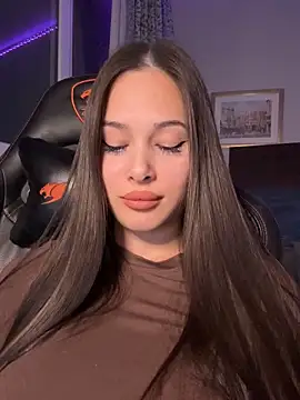 Snapshot of EricaWalls chatting on 11, 11, 2025 EricaWalls online show from 11, 11, 2025