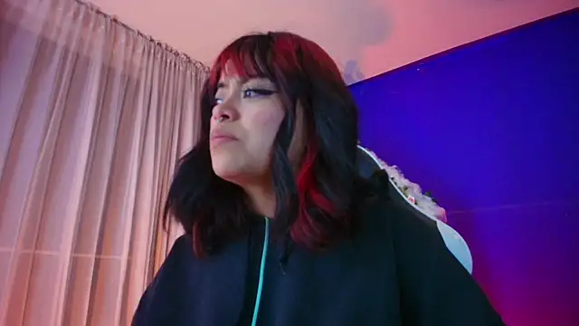 Snapshot of vanelope11 chatting on 27, 2, 2026 vanelope11 online show from 27, 2, 2026