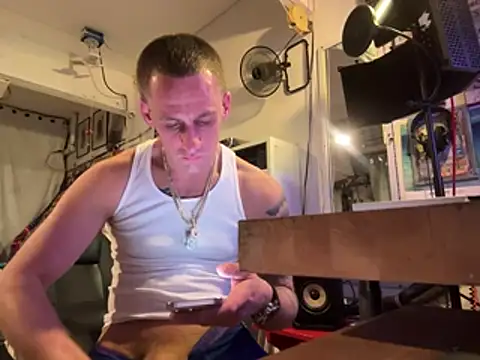 PeytonJohnn online show from 7, 2, 2026