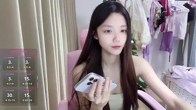 Snapshot of Puff-521 chatting on 6, 3, 2026 Puff-521 online show from 6, 3, 2026