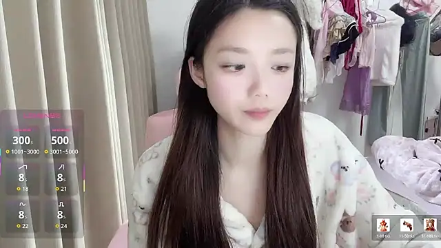 Snapshot of Puff-521 chatting on 8, 3, 2026 Puff-521 online show from 8, 3, 2026