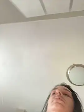 Snapshot of menaceswife chatting on 17, 12, 2024 menaceswife online show from 17, 12, 2024