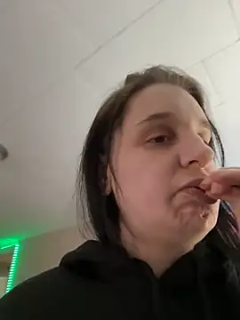 Snapshot of menaceswife chatting on 19, 1, 2025 menaceswife online show from 19, 1, 2025