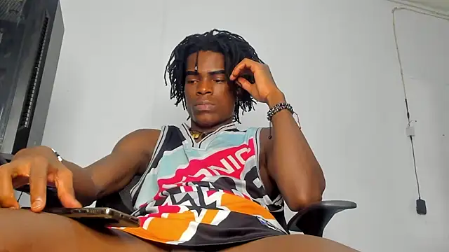 Snapshot of darwinjhonson chatting on 12, 12, 2024 darwinjhonson online show from 12, 12, 2024