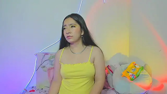 Snapshot of litle_mily_ chatting on 30, 10, 2025 litle mily online show from 30, 10, 2025