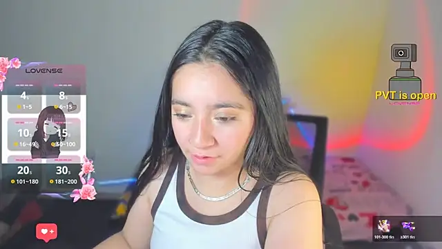 Snapshot of litle_mily_ chatting on 4, 12, 2025 litle mily online show from 4, 12, 2025