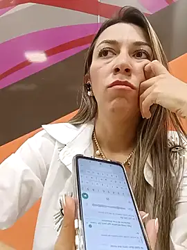 rachellboom online show from 31, 1, 2025