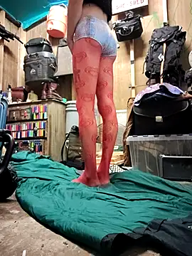 bentoverblonde online show from 29, 10, 2025