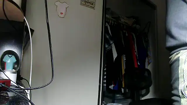 Snapshot of HBYAM chatting on 11, 11, 2025 HBYAM online show from 11, 11, 2025