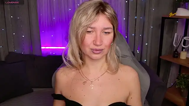 MilaBott online show from 23, 11, 2025