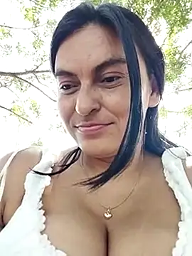 Snapshot of Horny-Mommy-Dirty chatting on 19, 2, 2025 Horny-Mommy-Dirty online show from 19, 2, 2025