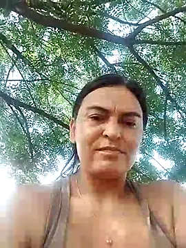 Snapshot of Horny-Mommy-Dirty chatting on 25, 2, 2025 Horny-Mommy-Dirty online show from 25, 2, 2025