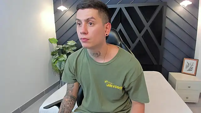 Yeiko Romero  online show from 29, 1, 2025