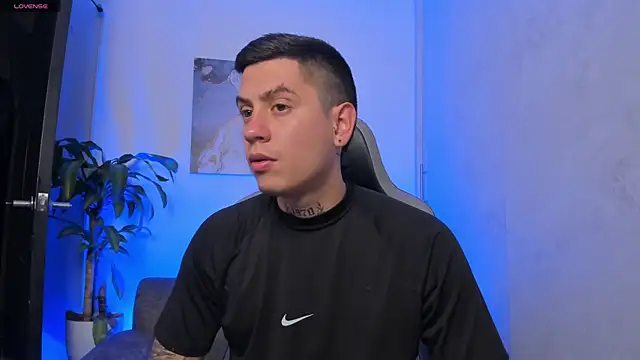 Yeiko Romero  online show from 27, 11, 2025