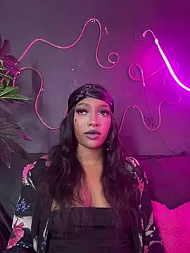 TIFFANYYSTAR online show from 13, 11, 2025